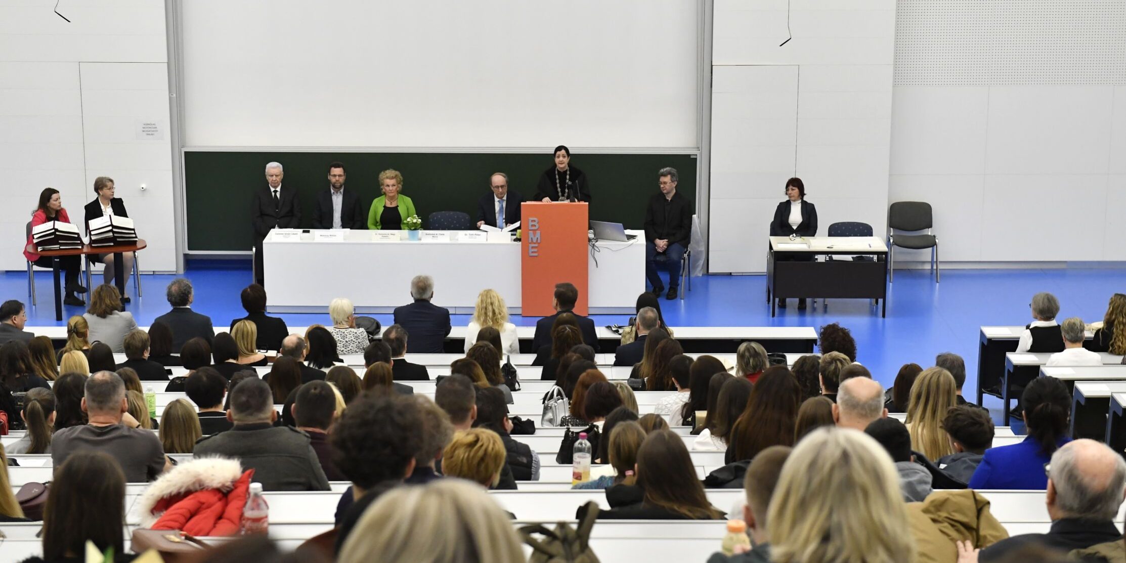 20250201_zold_fold_osztondij_diplomaatado_01