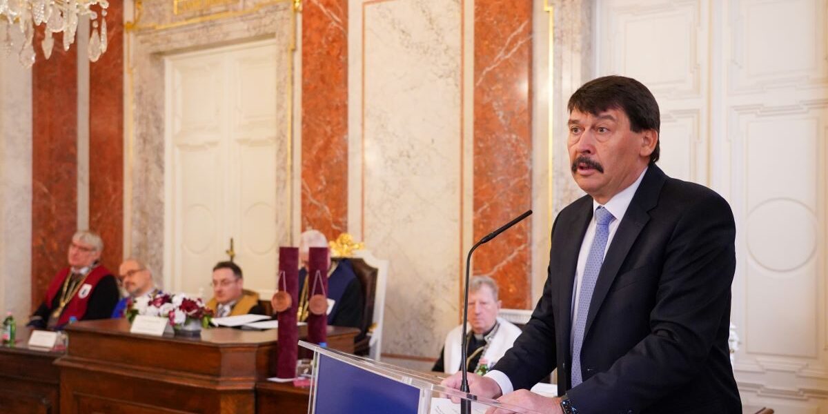 20260226_dasgupta_diszdoktor_02_PPKE